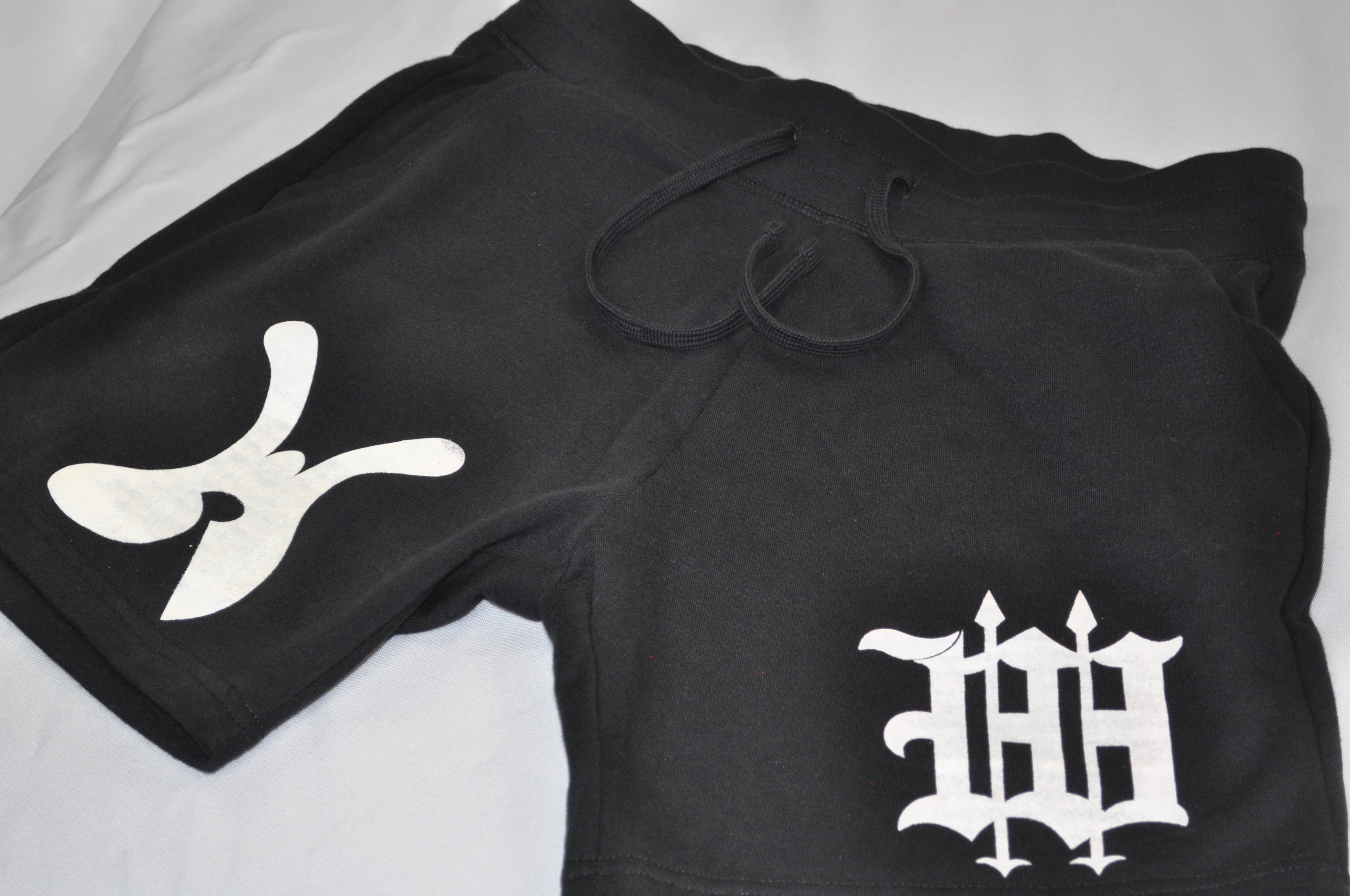 WELL Classical Sweatshorts